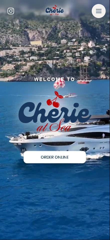 The Chérie at Sea site on a phone